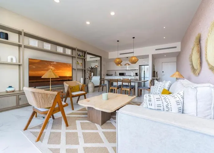 New 3br With Exceptional Location With Pool Appartement