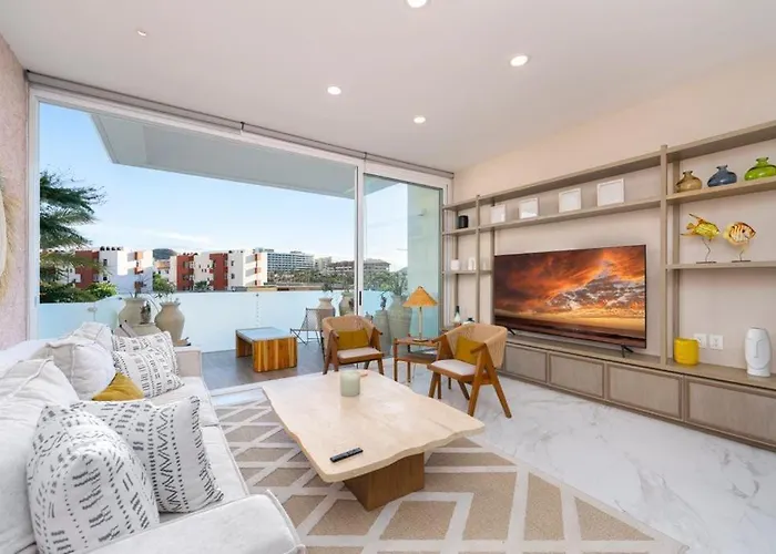 New 3br With Exceptional Location With Pool